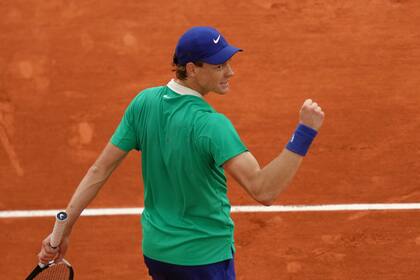 El italiano Jannik Sinner dejó en el camino a Aleksandr Bublik y jugará ante Novak Djokovic